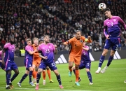 开云体育APP下载-佛罗伦萨轻松取胜，博洛尼亚防守拙劣