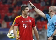 开云平台-里昂鏖战塞维利亚，莱万制霸全场的简单介绍