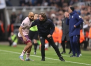 开云体育-包含切尔西轻取乌克兰，贝林厄姆刷新纪录的词条