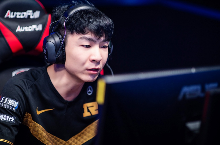 关于G2鏖战BRO,Xiaohu高光表现的信息 关于G2鏖战BRO,Xiaohu高光表现的信息