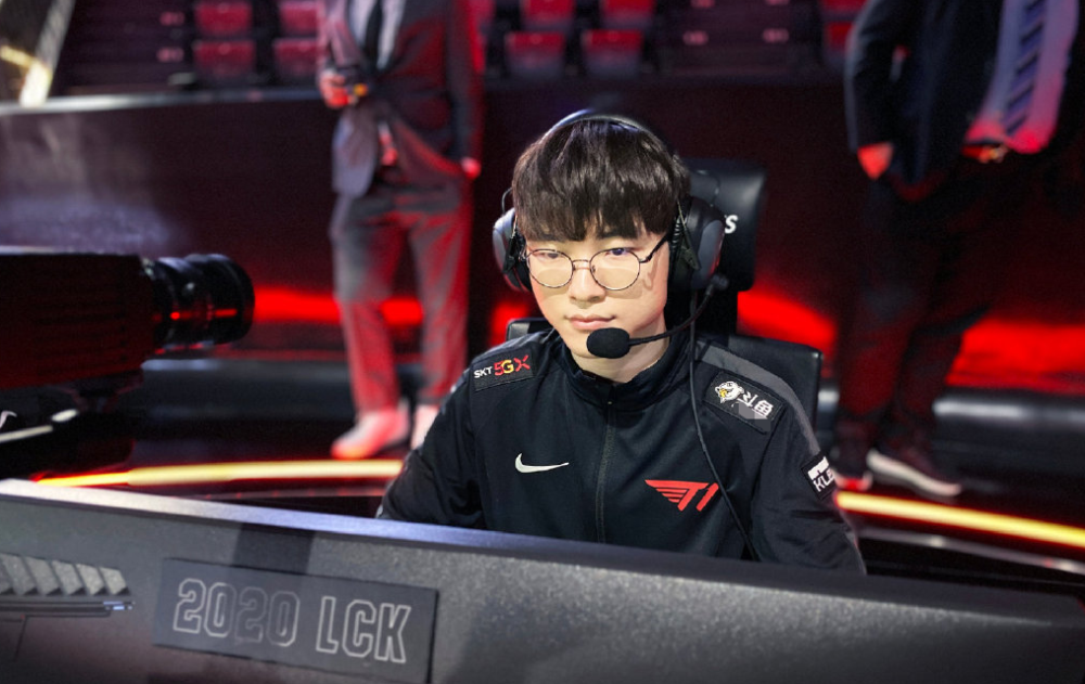 CLG绝杀DRX,Faker三分雨点燃全场 CLG绝杀DRX,Faker三分雨点燃全场