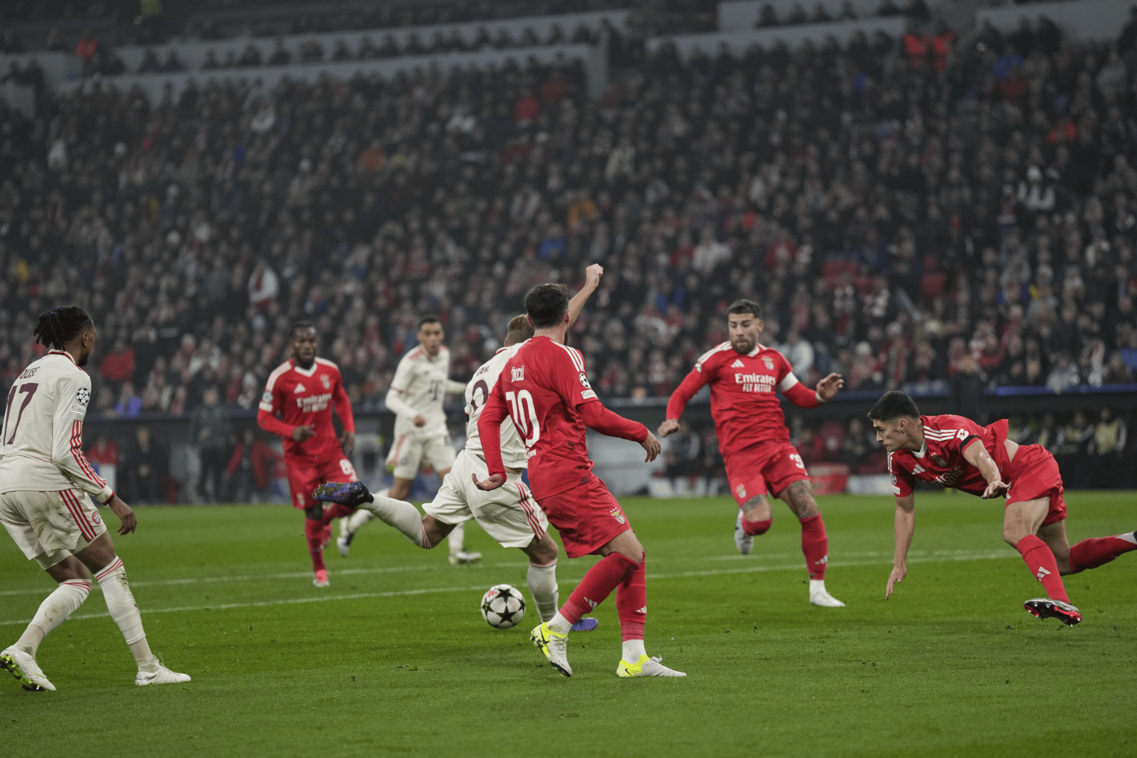 墨西哥鏖战拜仁,迪马利亚爆发神勇的简单介绍 墨西哥鏖战拜仁,迪马利亚爆发神勇的简单介绍