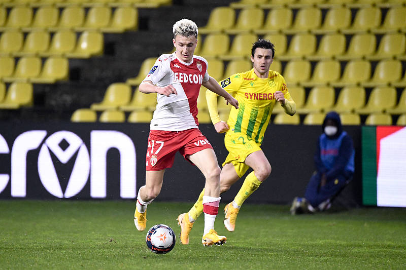 包含南特主场逼平摩纳哥,保持不败战绩的词条 包含南特主场逼平摩纳哥,保持不败战绩的词条