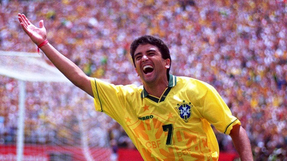 关于巴西大胜巴拉圭,提前锁定小组出线资格的信息 关于巴西大胜巴拉圭,提前锁定小组出线资格的信息