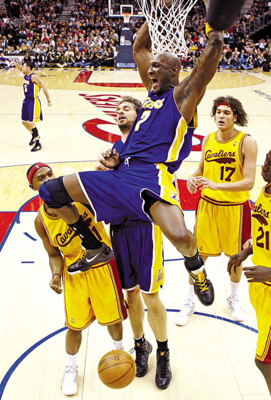 竞技恢复正常,湖人夺回联盟第一的简单介绍 竞技恢复正常,湖人夺回联盟第一的简单介绍