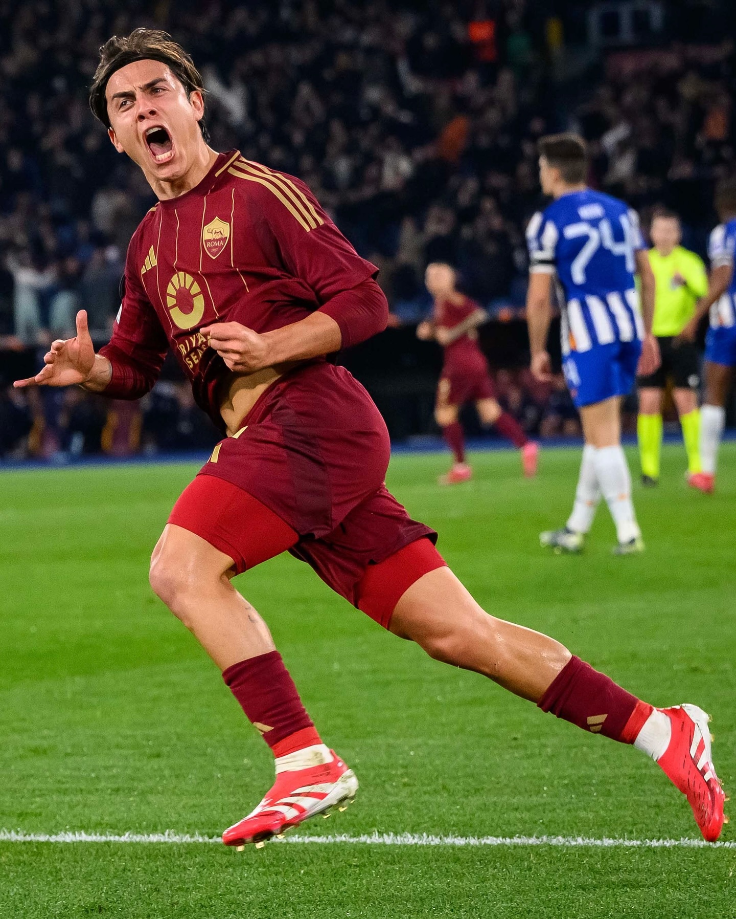 包含罗马客场逆转维罗纳,迎来三连胜的词条 包含罗马客场逆转维罗纳,迎来三连胜的词条