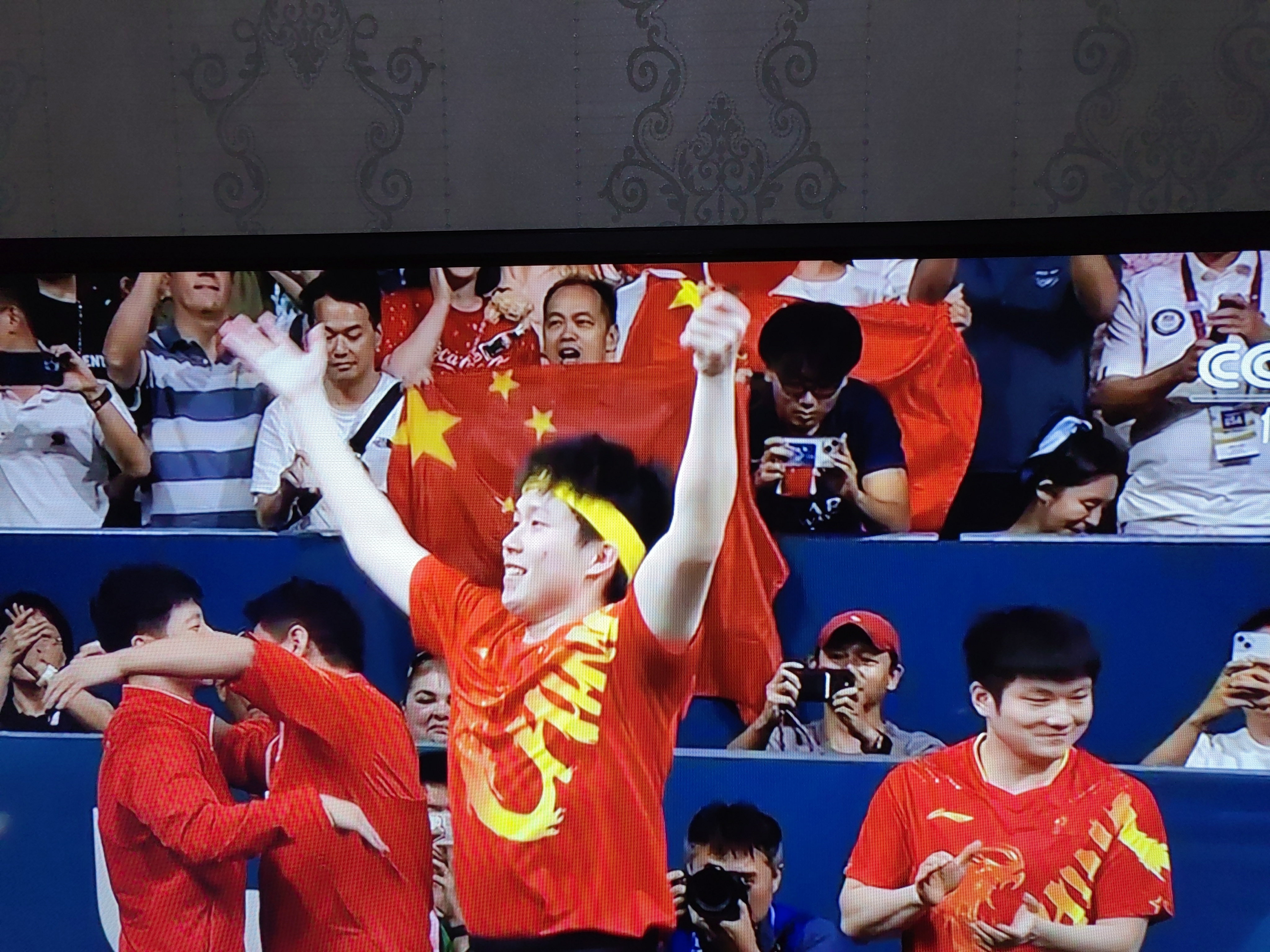 关于默契配合！球员团结一心取得耀眼胜利的信息