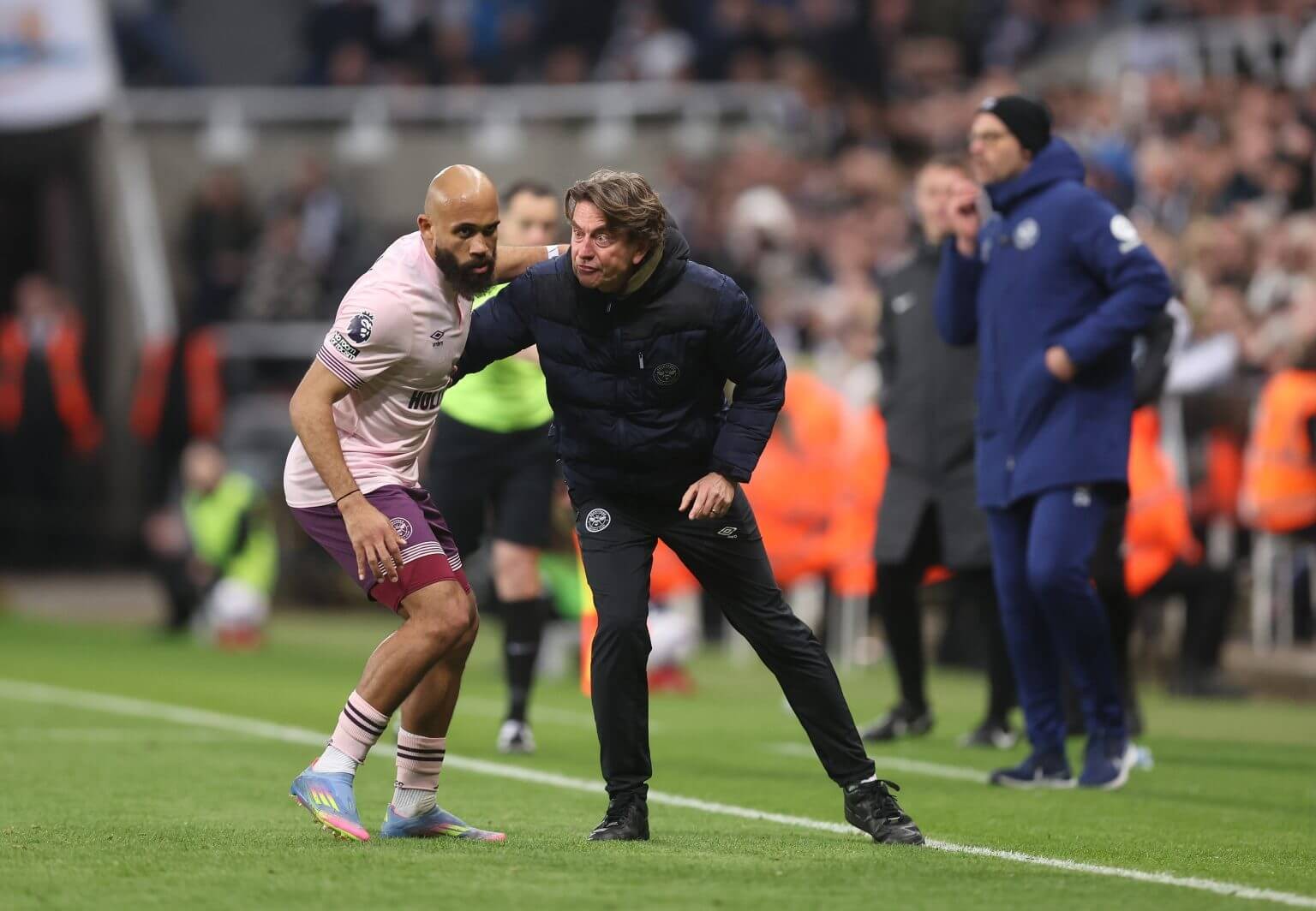 包含切尔西轻取乌克兰,贝林厄姆刷新纪录的词条 包含切尔西轻取乌克兰,贝林厄姆刷新纪录的词条