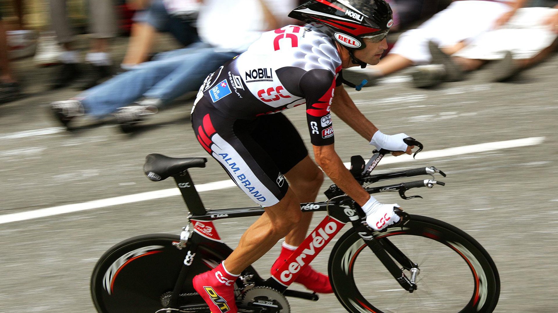 舞台越大越强，伦纳德率上海队力克奇才，展现巨星本色