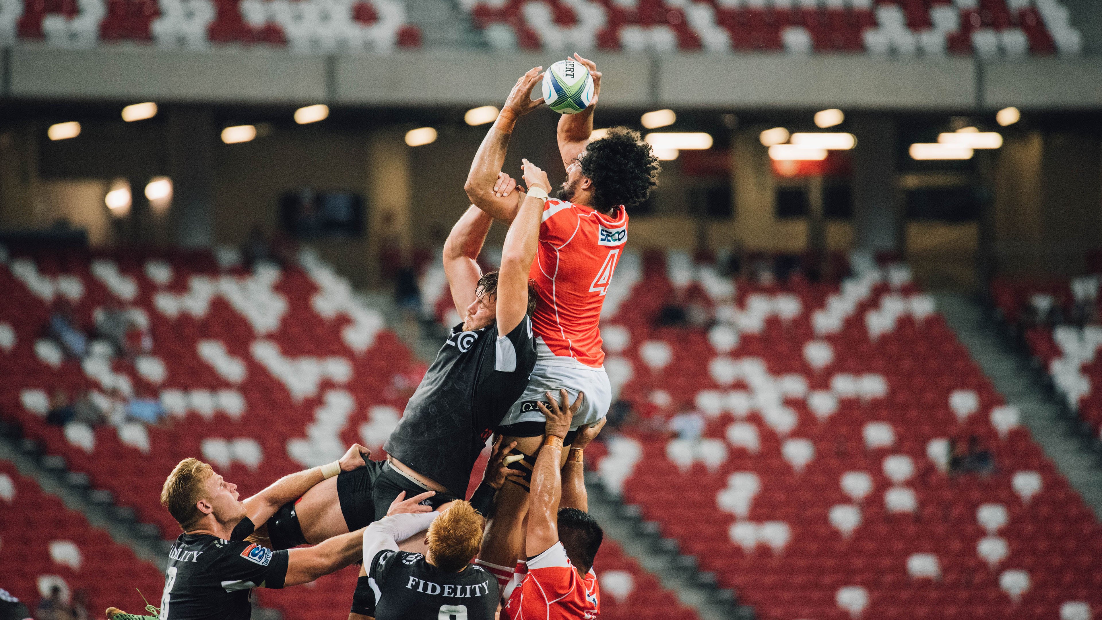 骑士斩落北京队,布克攻防转换核心