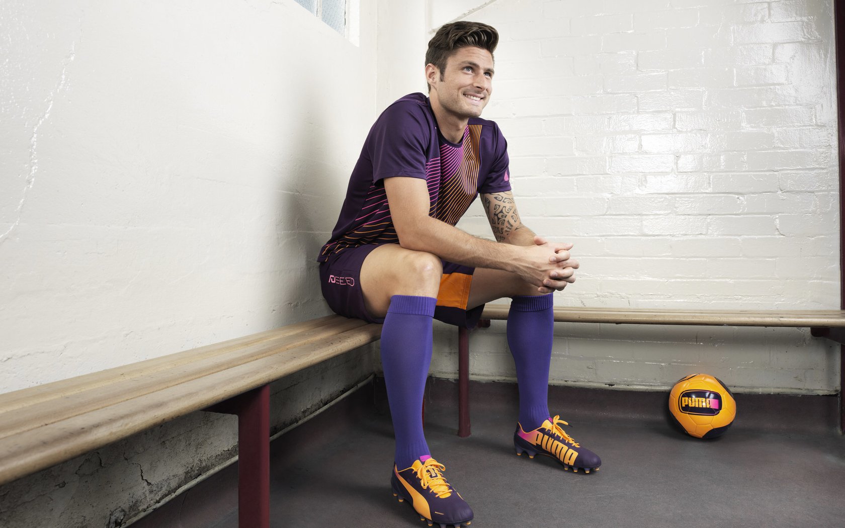 戈麦斯关键节点连续得分，西班牙加时鏖战力克莱比锡红牛