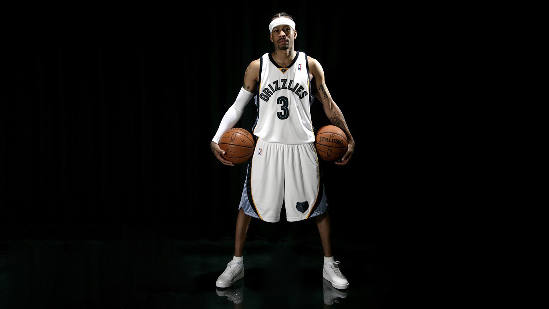 米切尔狂飙47分刷新纪录，北京队攻防一体完胜深圳队